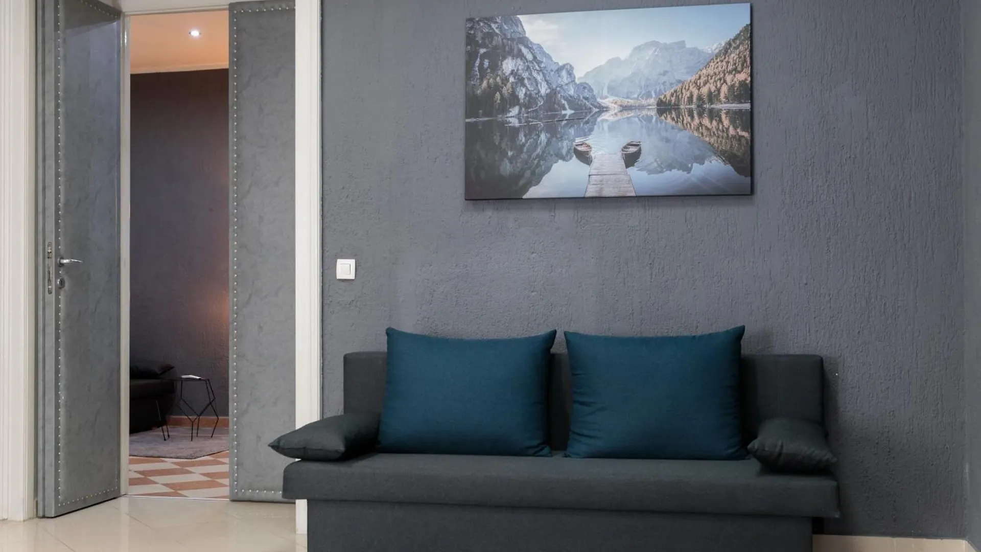 Pyramid Apartment Rijeka 0*,